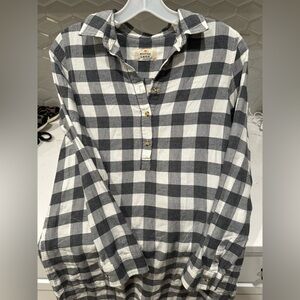 Marine Layer Effie Popover button down flannel.  Size medium.